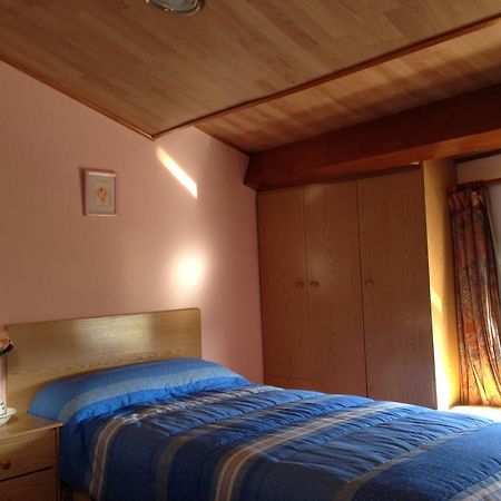 La Ontina Apartment La Puebla De Valverde Room photo